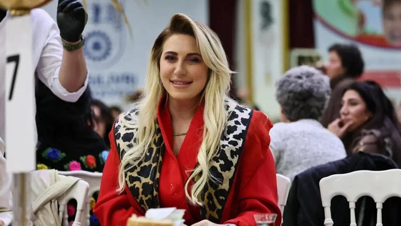 CHP’li İBB üyesi Ebru Akgün Pekel partisinden istifa etti: Liyakat vurgusu yaptı