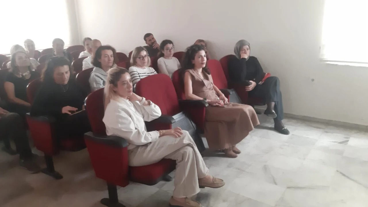 FETHİYE SOSYAL HİZMET MERKEZİ PERSONELİNE AFET FARKINDALIK EĞİTİMİ VERİLDİ