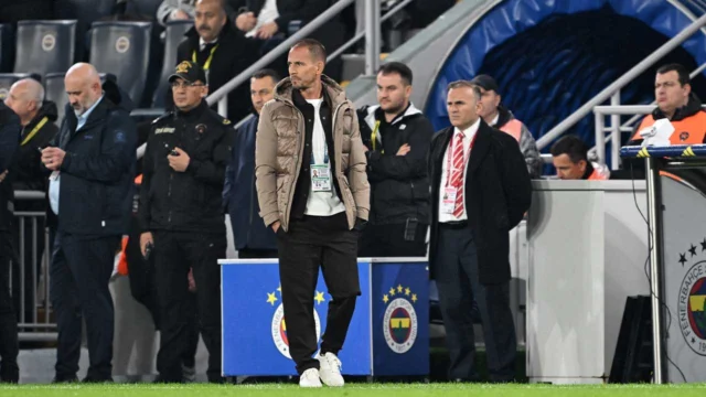 Pereira Fenerbahçe mağlubiyeti sonrası takımın İlk yarı performansını eleştirdi