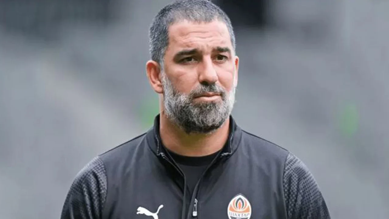 Arda Turan’dan soyunma odasında ‘Dikkatli olun’ uyarısı: Saygı çok önemli