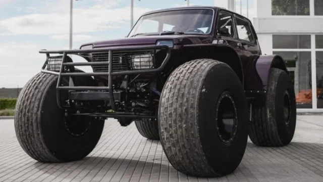 Lada Niva’nın nadir bulunan Marsh versiyonu Almanya’da 19 bin 999 avroya satışa çıkarıldı