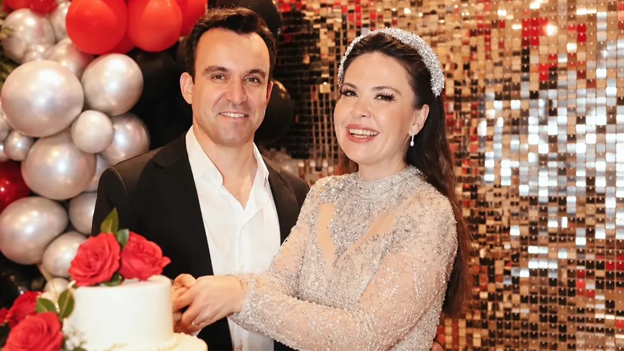 Aile ve Sosyal Hizmetler Bakanlığı Fenomen Özlem Öz’ün Hesabına erişim engeli getirildiğini duyurdu